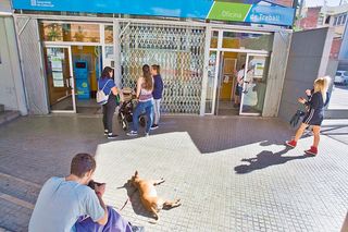 El paro de larga duración se reduce un 14% el último año, según la EPA